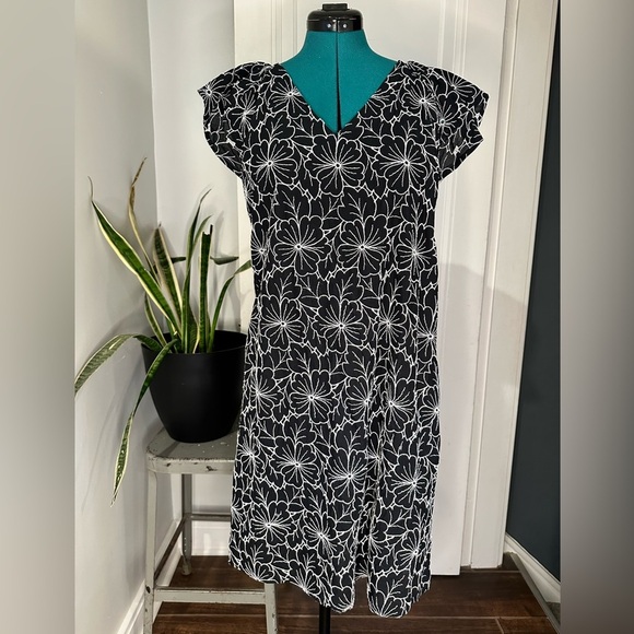 LOFT floral embroidered flutter sleeve shift dress black 100% cotton large - Picture 1 of 11